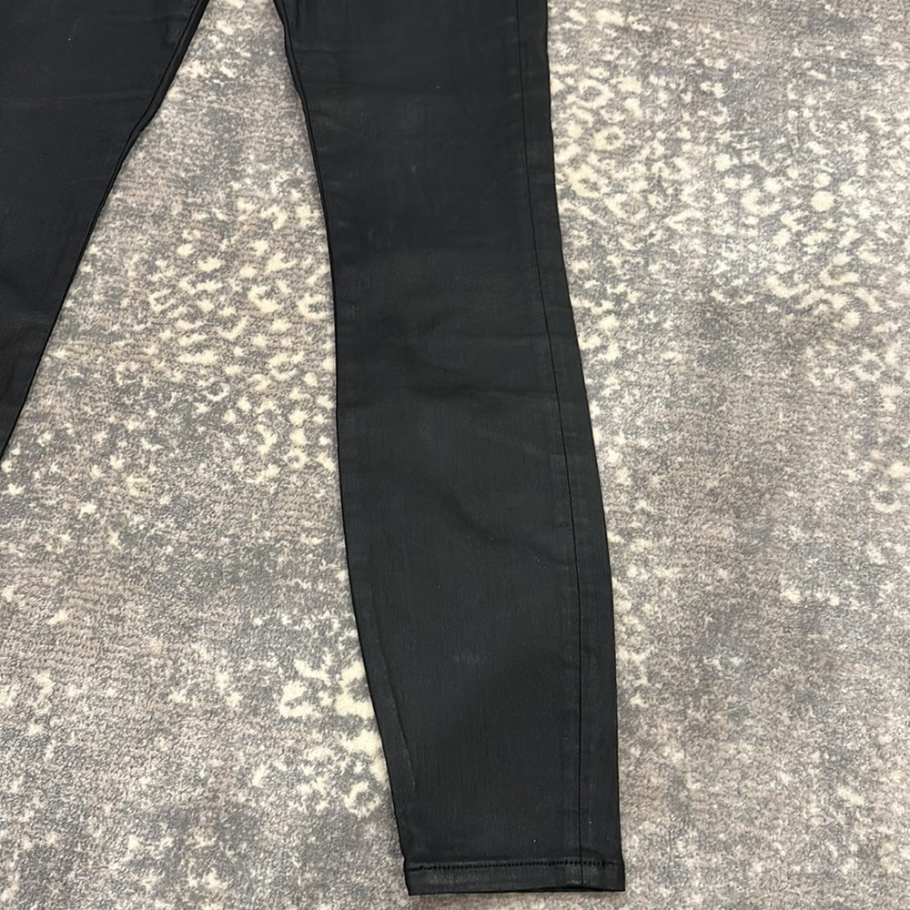 ZARA COATED 4 ZIPPER SLIM BLACK JEAN. LOOKS LIKE LEATHER SIZE 4 - Picture 3 of 12
